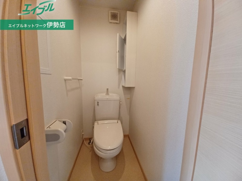トイレ　同型参考写真