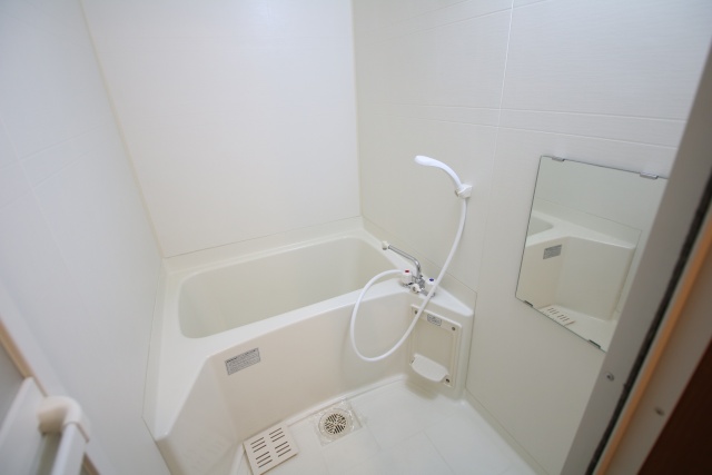 バス・シャワールーム　※別室のお写真です