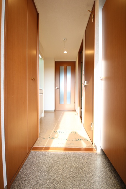 玄関　※別室のお写真です