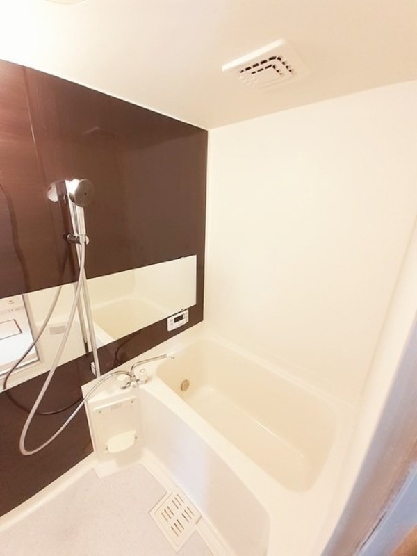 バス・シャワールーム　図面と現状に相違がある場合には現状を優先