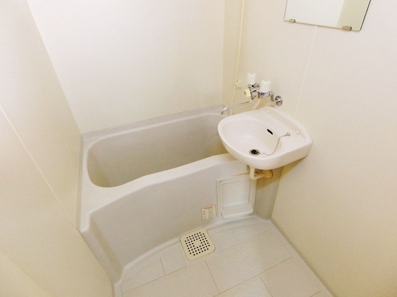 洗面設備　※別部屋の写真です