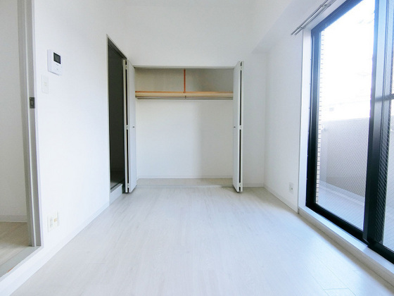 収納　※別部屋の写真です