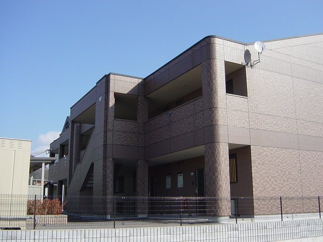 建物外観　外観写真（昼）