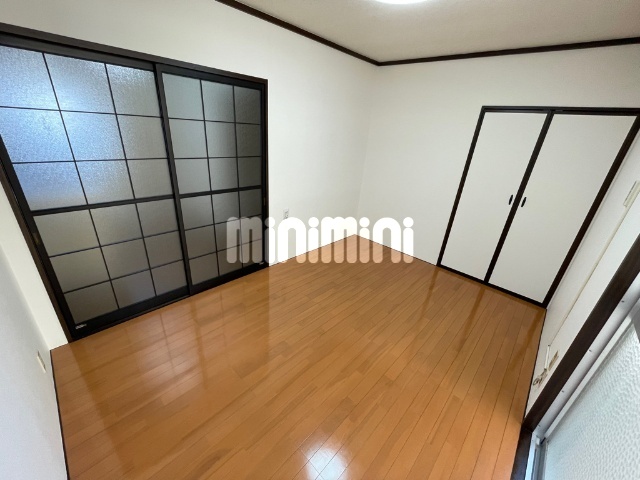 居室・リビング　洋室フローリングです。