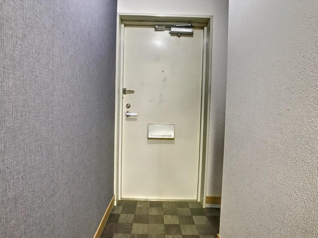 玄関　※他室参照