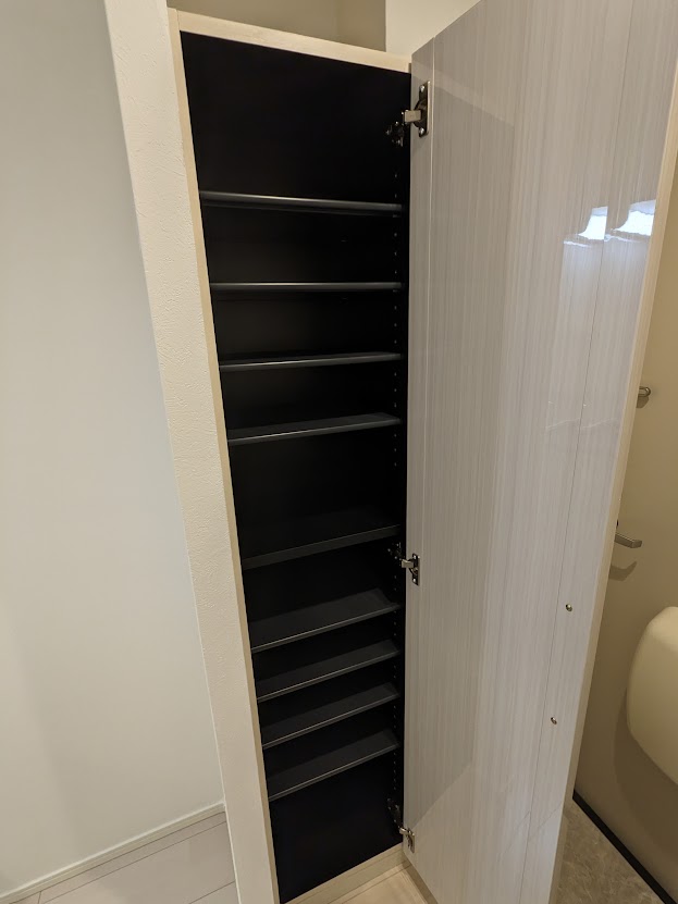 収納　102号室シューズボックス