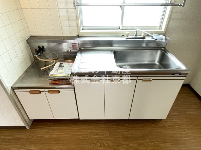 キッチン　自炊派には便利なガスコンロ設置可能キッチンです♪