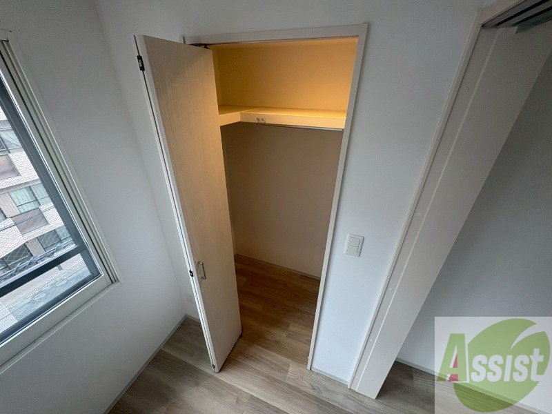 収納　洋室にはクローゼットがあるのですっきり片付きそうです。