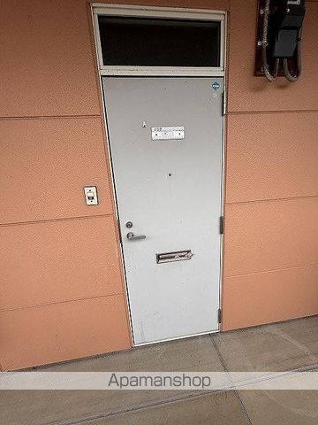 シンフォニア州栄の玄関写真