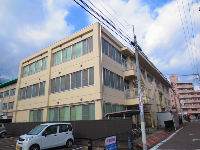 役所　北税務署（役所）まで350m