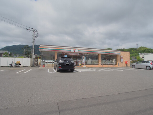 コンビニ　セブンイレブン肥前大町店（コンビニ）まで1604m