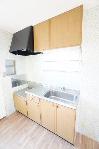 キッチン　※同物件・同タイプの写真です。