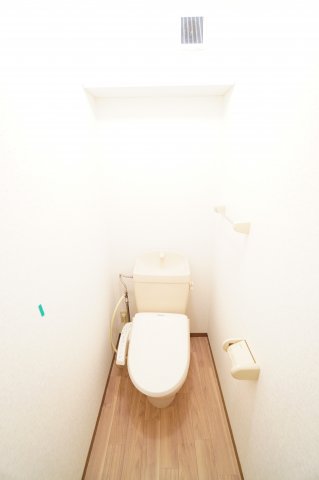 トイレ　※同物件・同タイプの写真です。