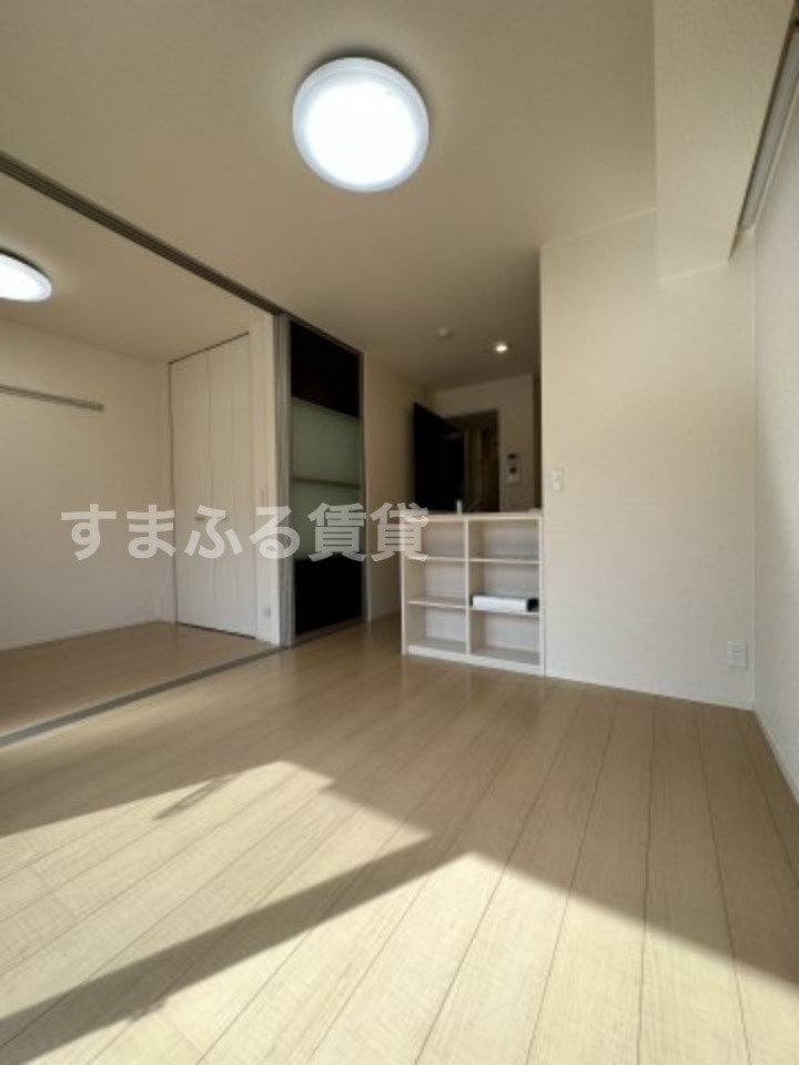 居室・リビング　同仕様　反転の場合あり同仕様