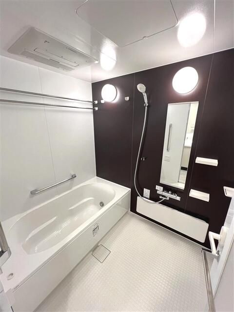 バス・シャワールーム　お風呂で日々の疲れを落としましょう