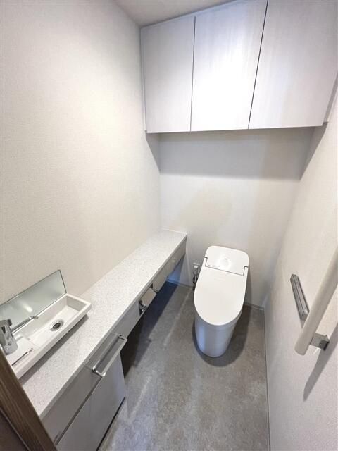 トイレ　ゆったりとした空間のトイレです