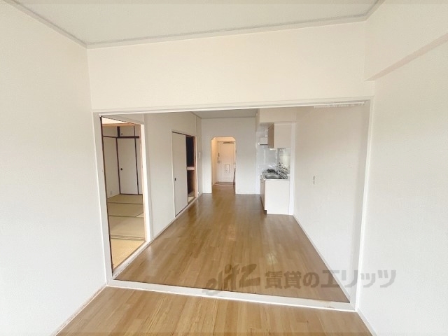 居室・リビング　リビング