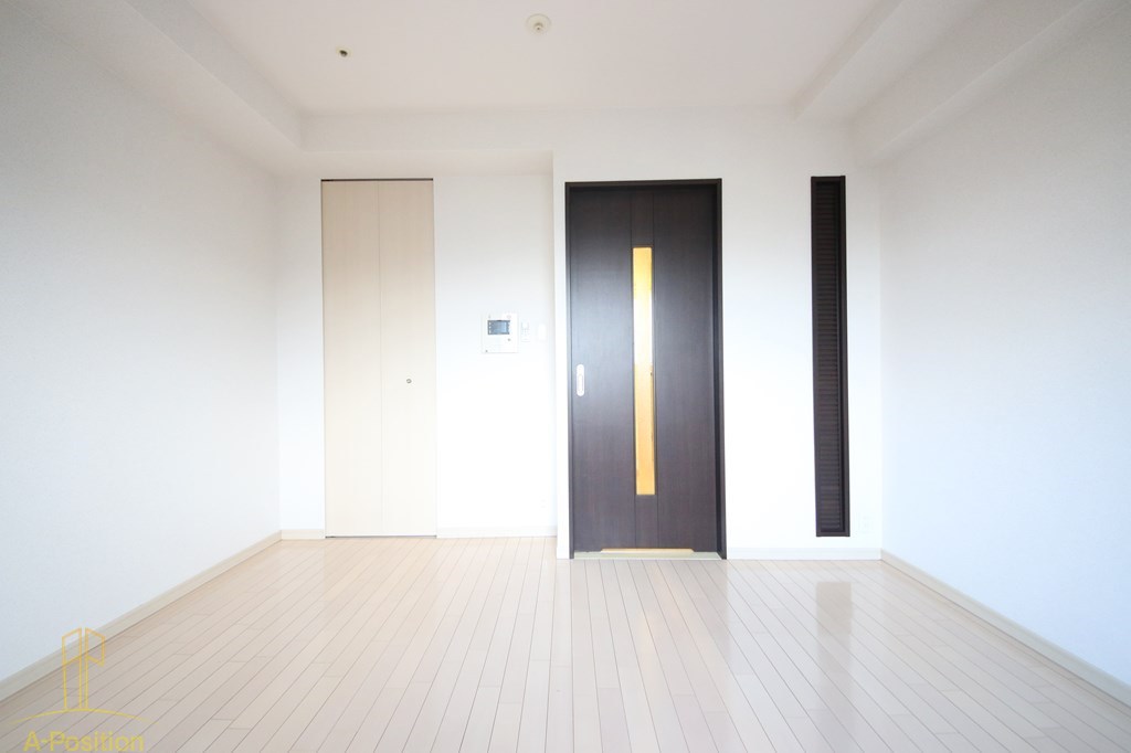 居室・リビング　エイペックス大阪城西