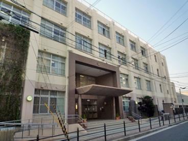小学校　大阪市立育和小学校（小学校）まで609m