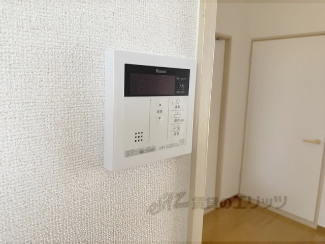その他設備　給湯器リモコン
