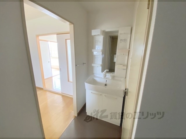 洗面設備　洗面化粧台