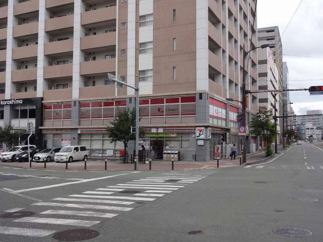 コンビニ　セブンイレブン（コンビニ）まで1101m