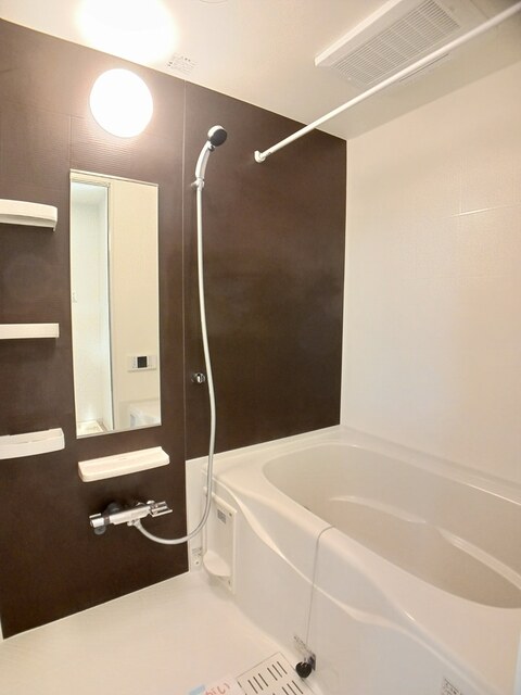 バス・シャワールーム　バス