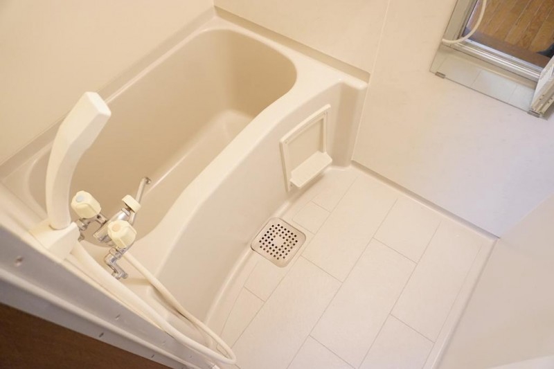 バス・シャワールーム　浴室