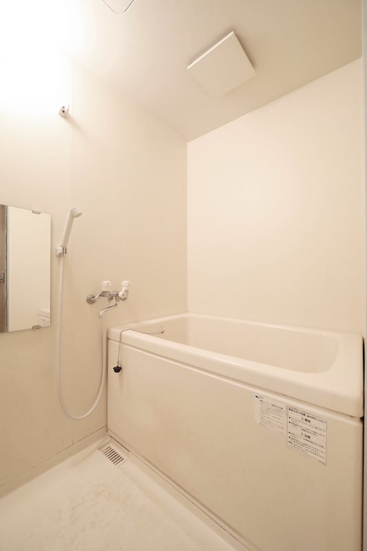 バス・シャワールーム　バスルーム