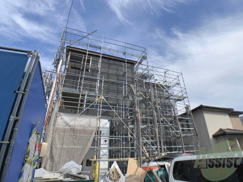 玄関　現在建築中の為、外観写真のみになります。