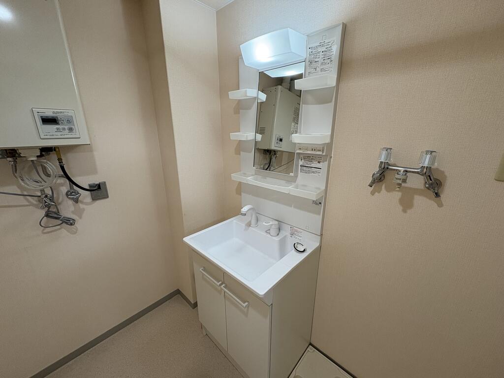 洗面設備　☆シャワードレッサー完備☆