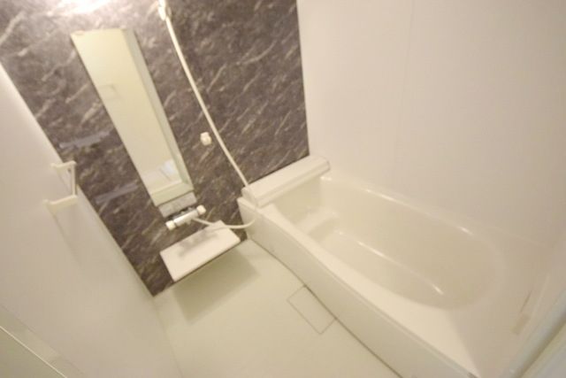 バス・シャワールーム　☆広いバスルーム☆