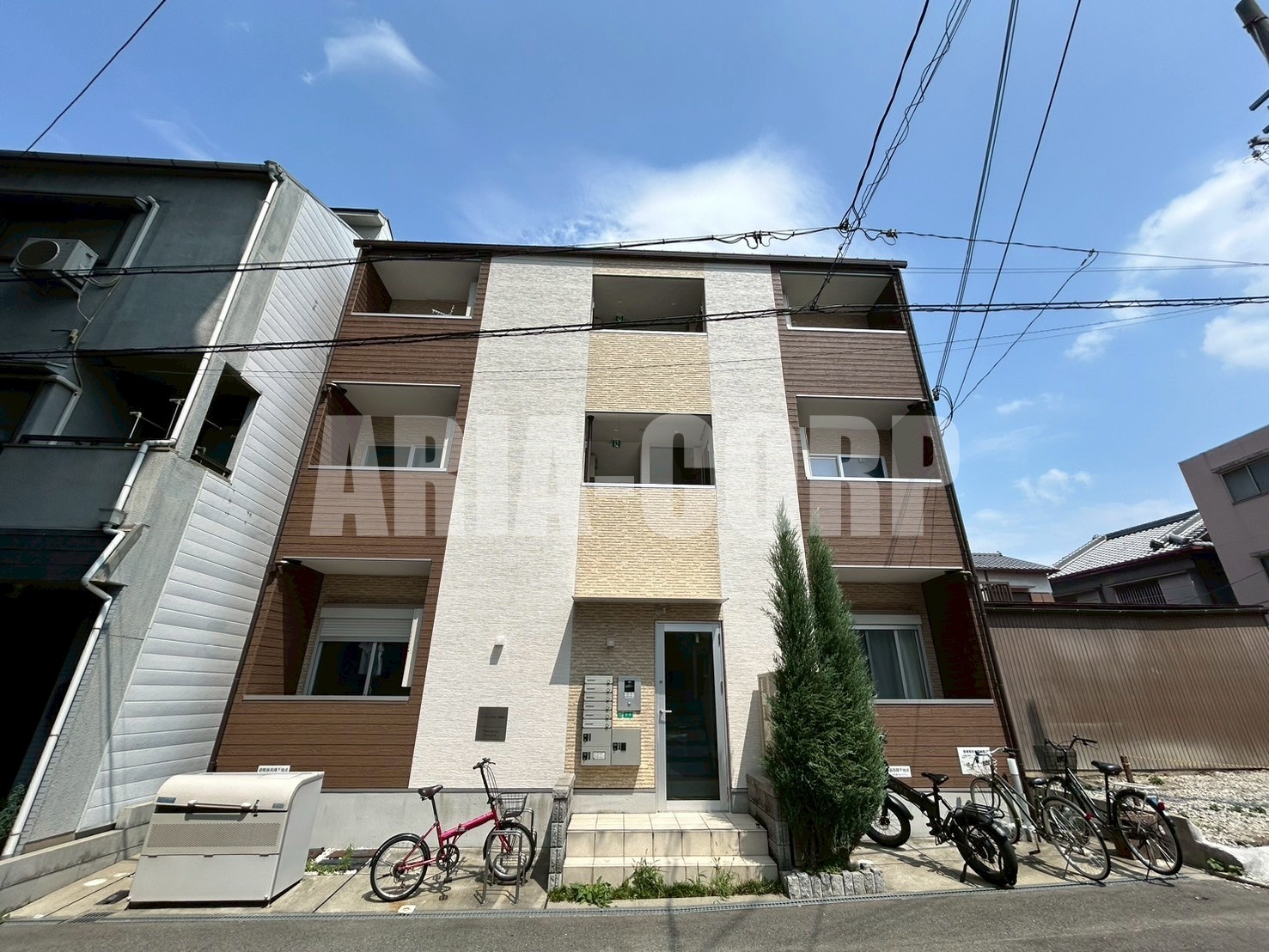 建物外観　2022年完成、大手ハウスメーカー施工のデザイナーズアパート