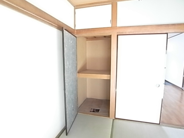 収納　洋室に変更予定