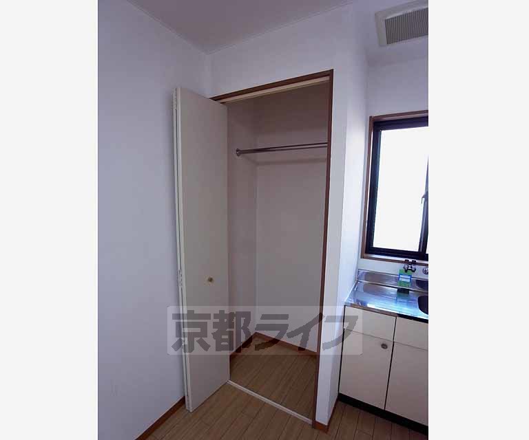 収納　縦長の収納ですね。