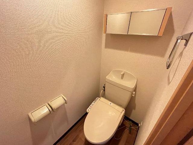 トイレ　シャワー付トイレ