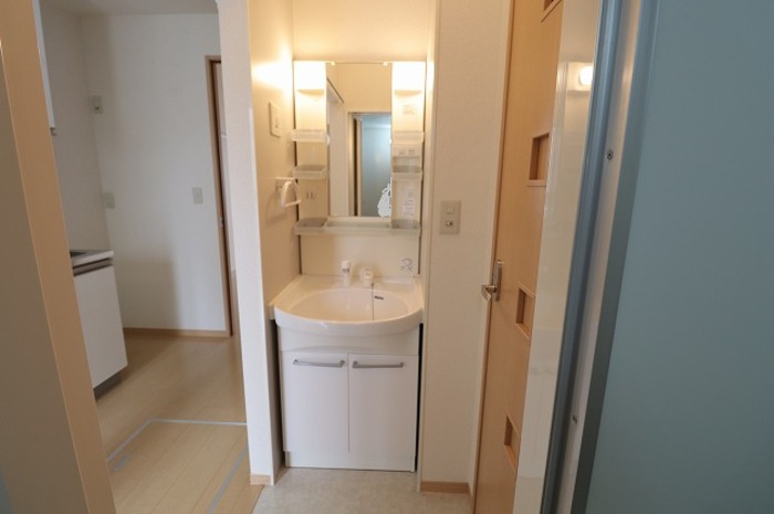 洗面設備　洗髪洗面化粧台