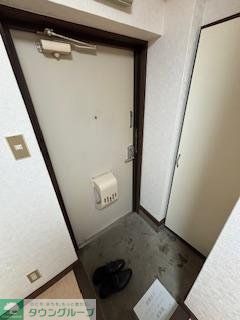 玄関　バルコニー
