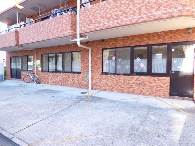 幼稚園・保育園　プチ・ナーサリー西大島（幼稚園・保育園）まで160m