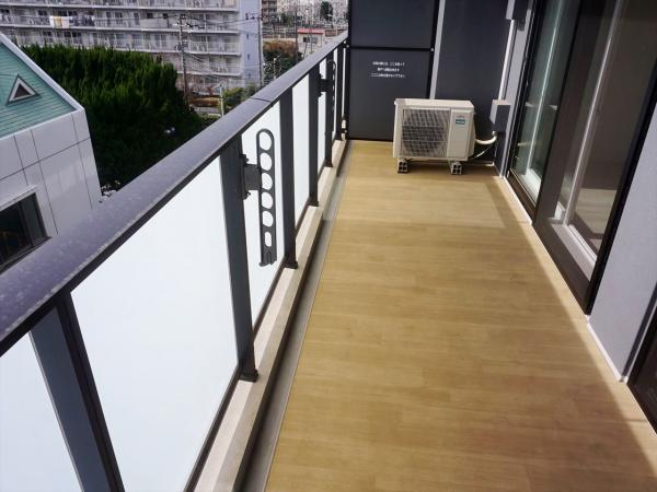 バルコニー　バルコニー（テラス）