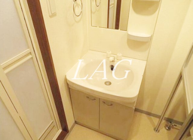 洗面設備　洗面台です。