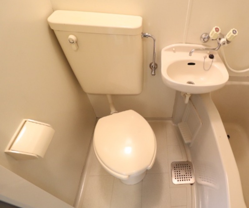 トイレ　※別号室写真使用