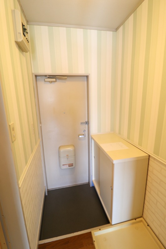 玄関　※別号室写真使用