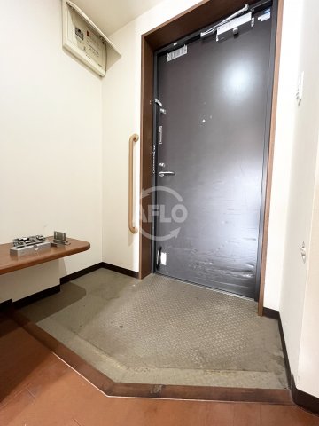 玄関　エル・セレーノ住之江　玄関