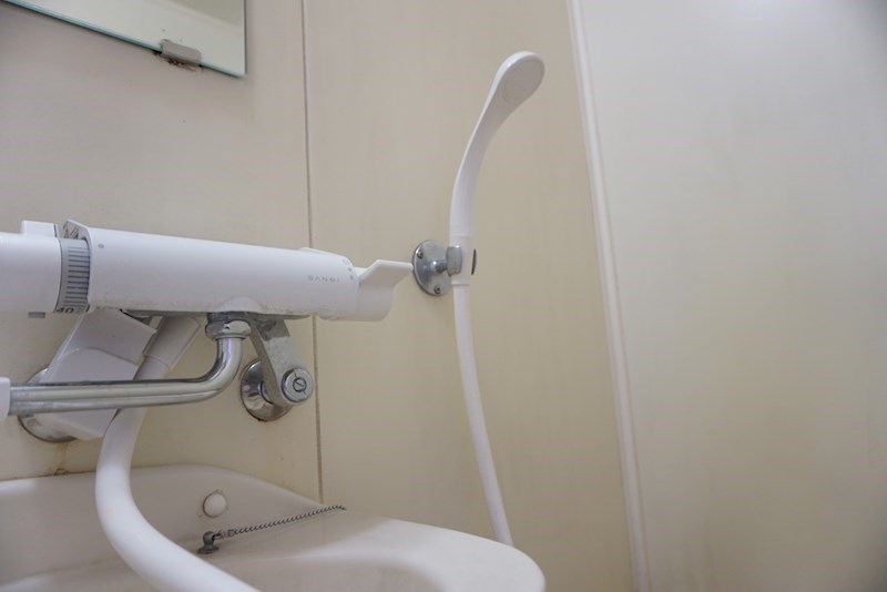 洗面設備　オール電化給湯