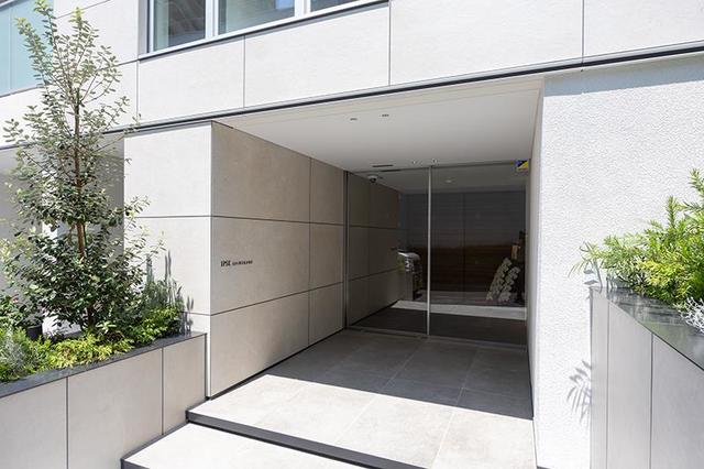 エントランス　建物の内部です