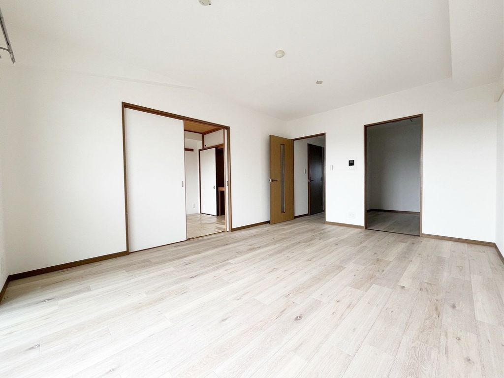 居室・リビング　★綺麗なフローリングのお部屋です★