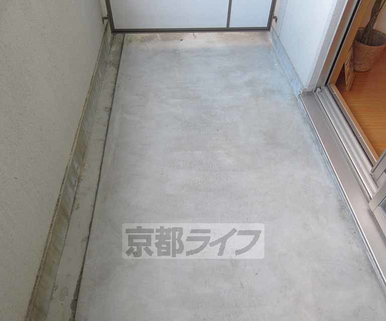 バルコニー　バルコニースペースです！