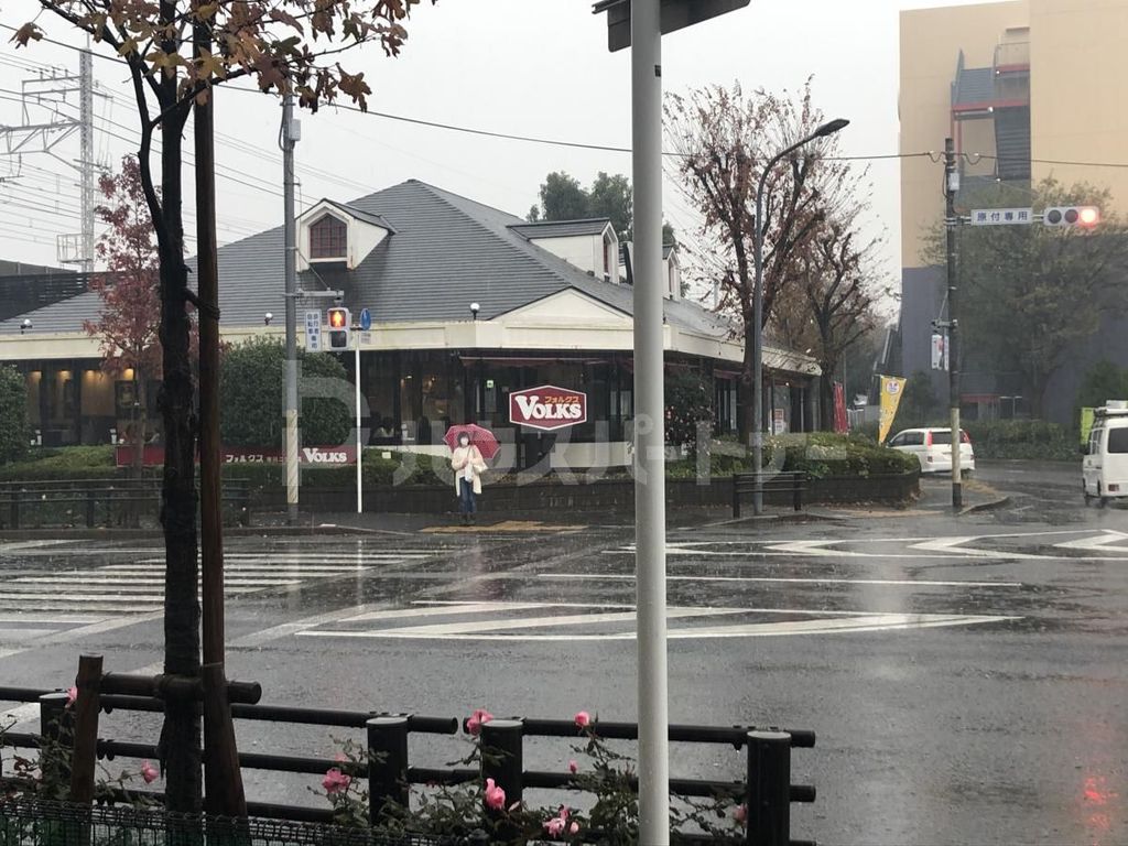 飲食店　フォルクス（飲食店）まで630m