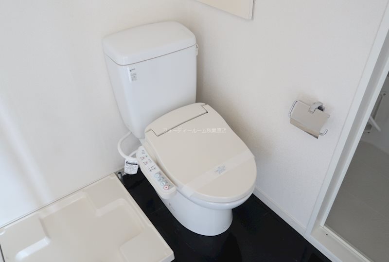 トイレ　別号室参考写真